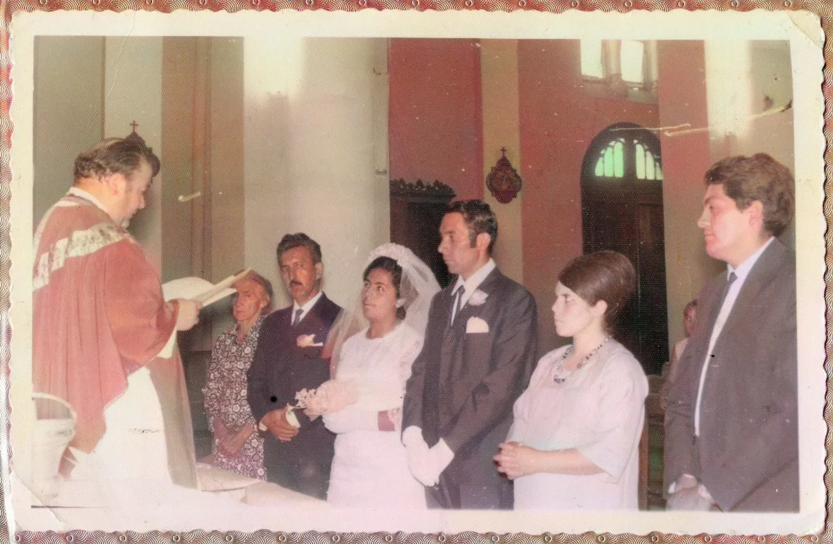 Ceremonia religiosa de matrimonio — aprox. 1960 | Chile de Ayer