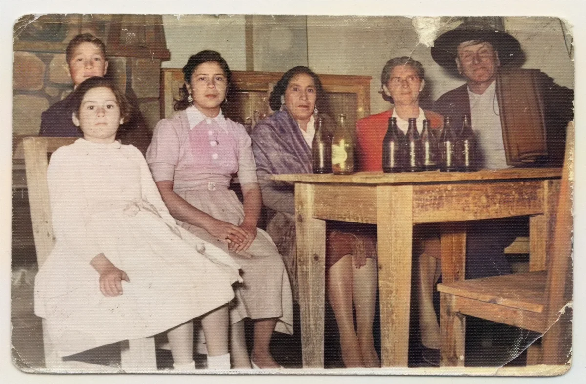 Familia Salinas Santibañez — Calle Larga — 1960 | Chile de Ayer