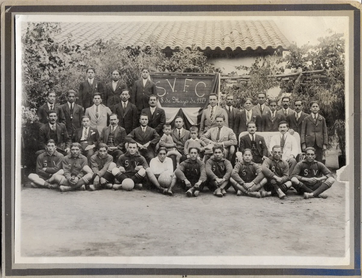 Equipo de futbol San Vicente — Calle Larga — 1927 | Chile de Ayer