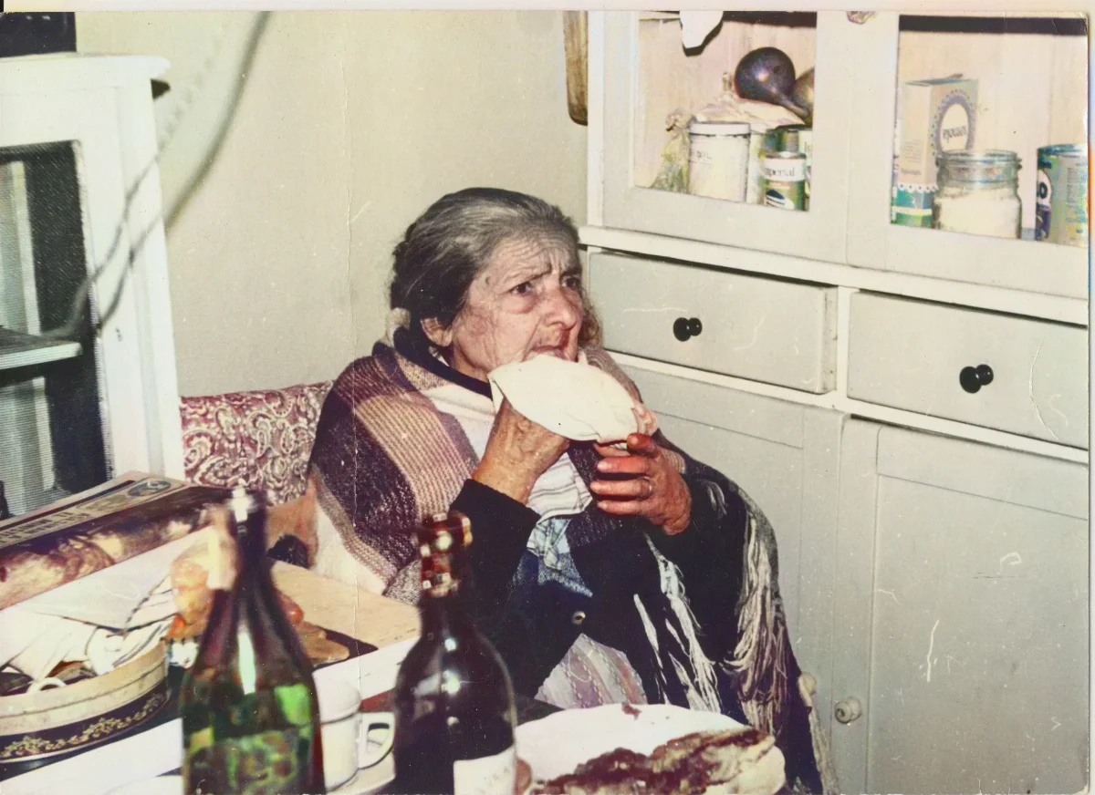 Abuelita — Calle Larga — 1970 | Chile de Ayer