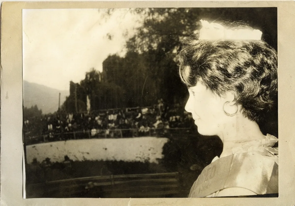 Reina del Rodeo de San Vicente — Calle Larga — 1966 | Chile de Ayer