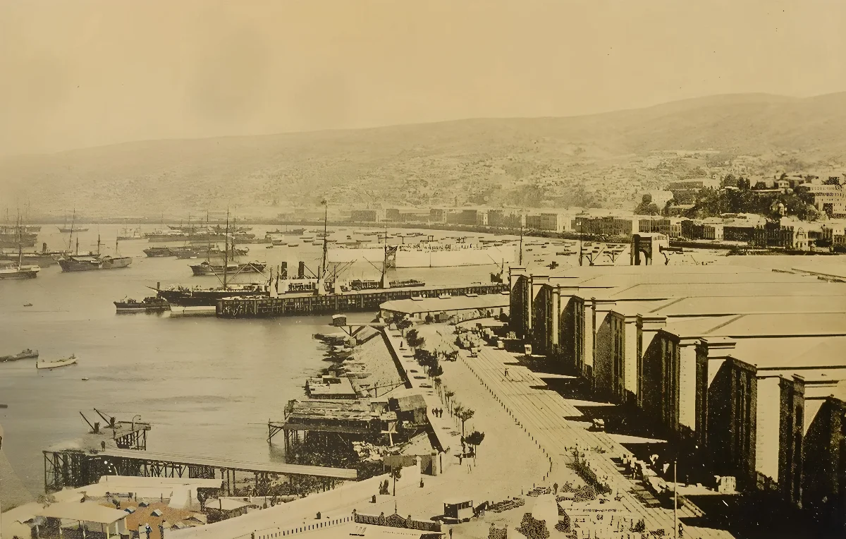 Almacenes Fiscales de Valparaíso — aprox. 1866–1930 | Chile de Ayer