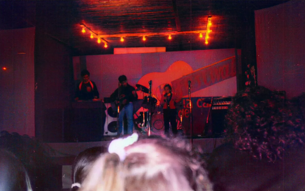 Festival de la Cancion del Baker — Caleta Tortel — 1994 | Chile de Ayer