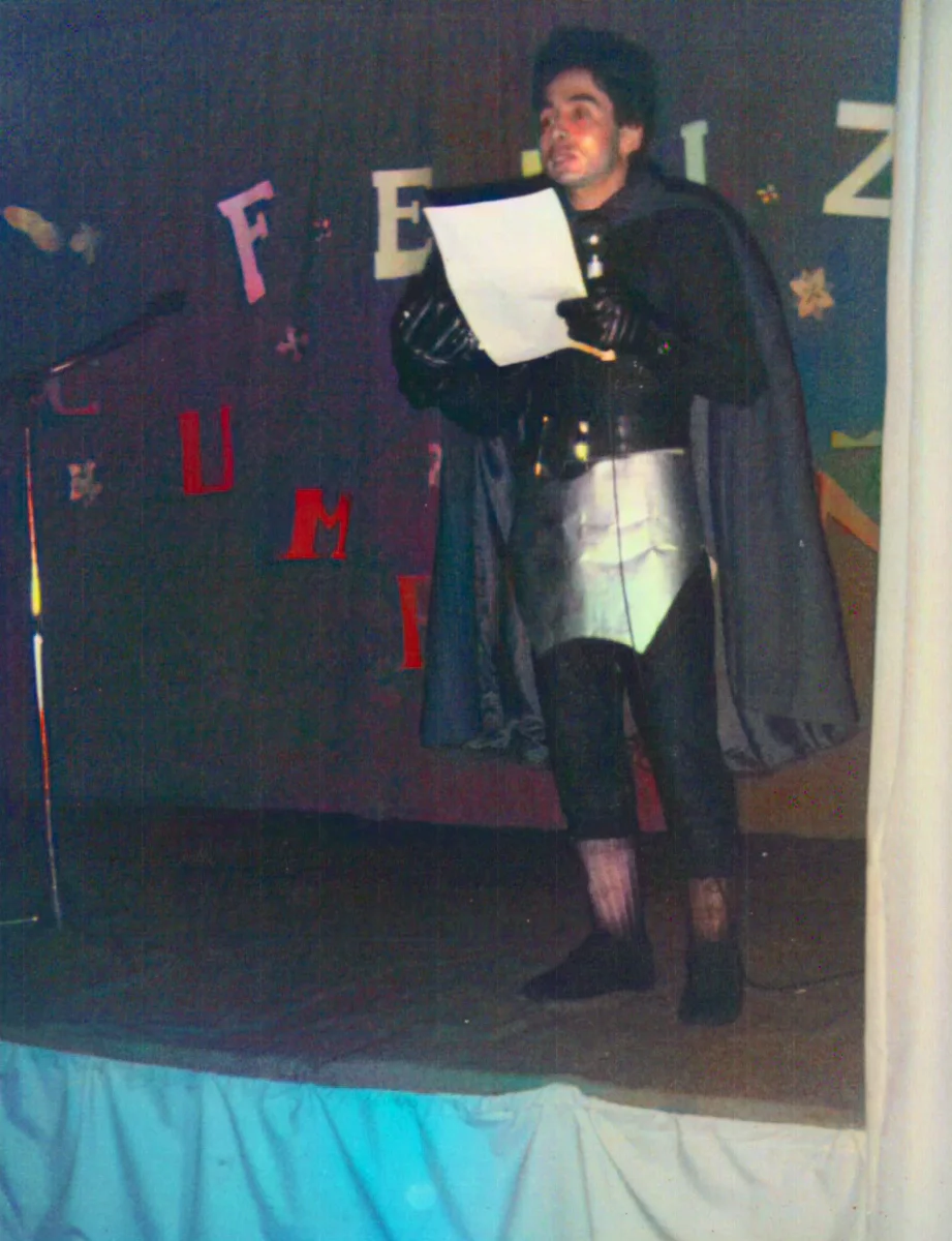 acto aniversario de la escuela — Caleta Tortel — 1988 | Chile de Ayer