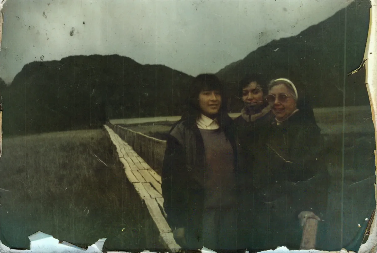 Recuerdo — Caleta Tortel — aprox. 1999 | Chile de Ayer