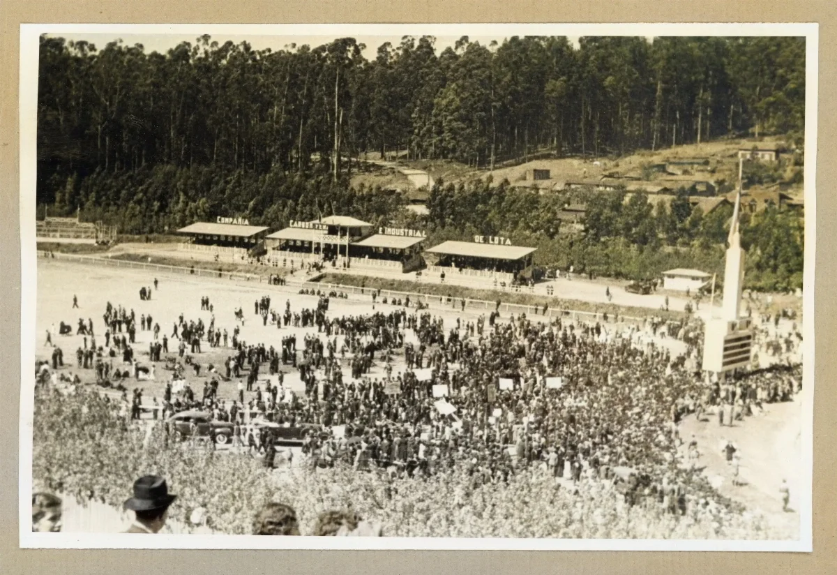 Gira a la zona austral del país de S.E. el Presidente de la Republica Don Pedro Aguirre Cerda — Lota — 1939 | Chile de Ayer