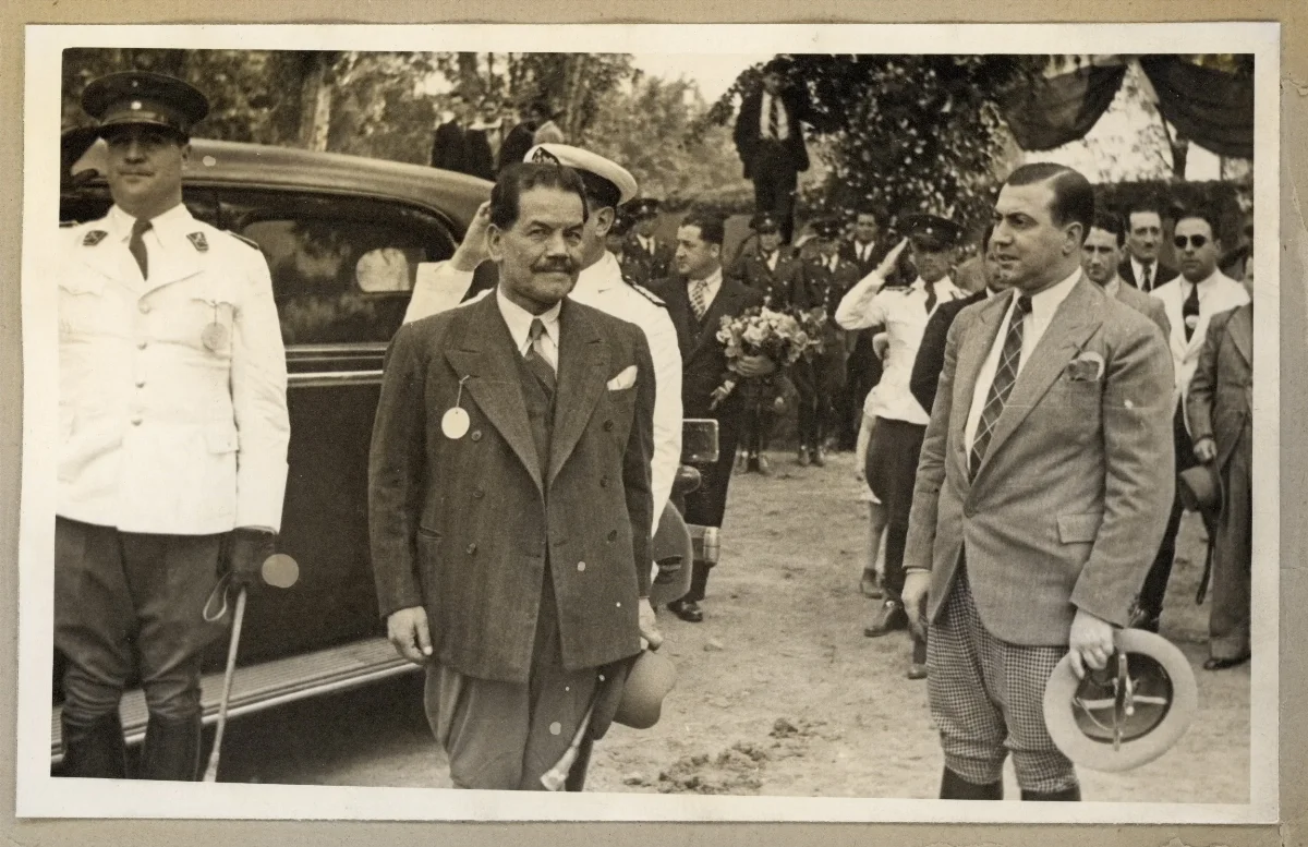 Presidente Pedro Aguirre Cerda en acto de conmemoración del Día de la Raza — 1939 | Chile de Ayer