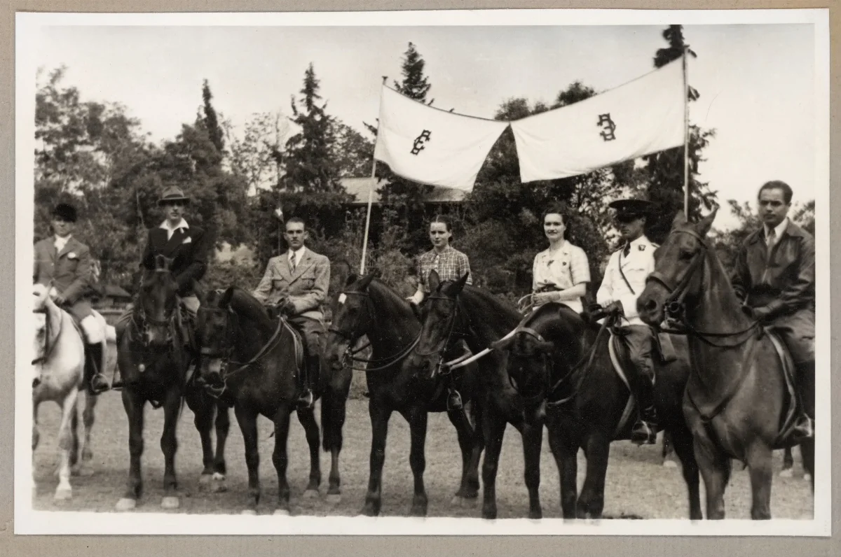 Cabalata presidencial en acto conmemorativo del Día de la Raza — 1939 | Chile de Ayer