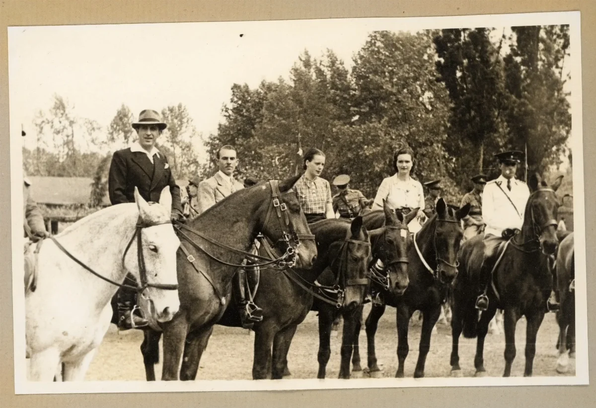 Presidente Pedro Aguirre Cerda en cabalgata de conmemoración del Día de la Raza — 1939 | Chile de Ayer