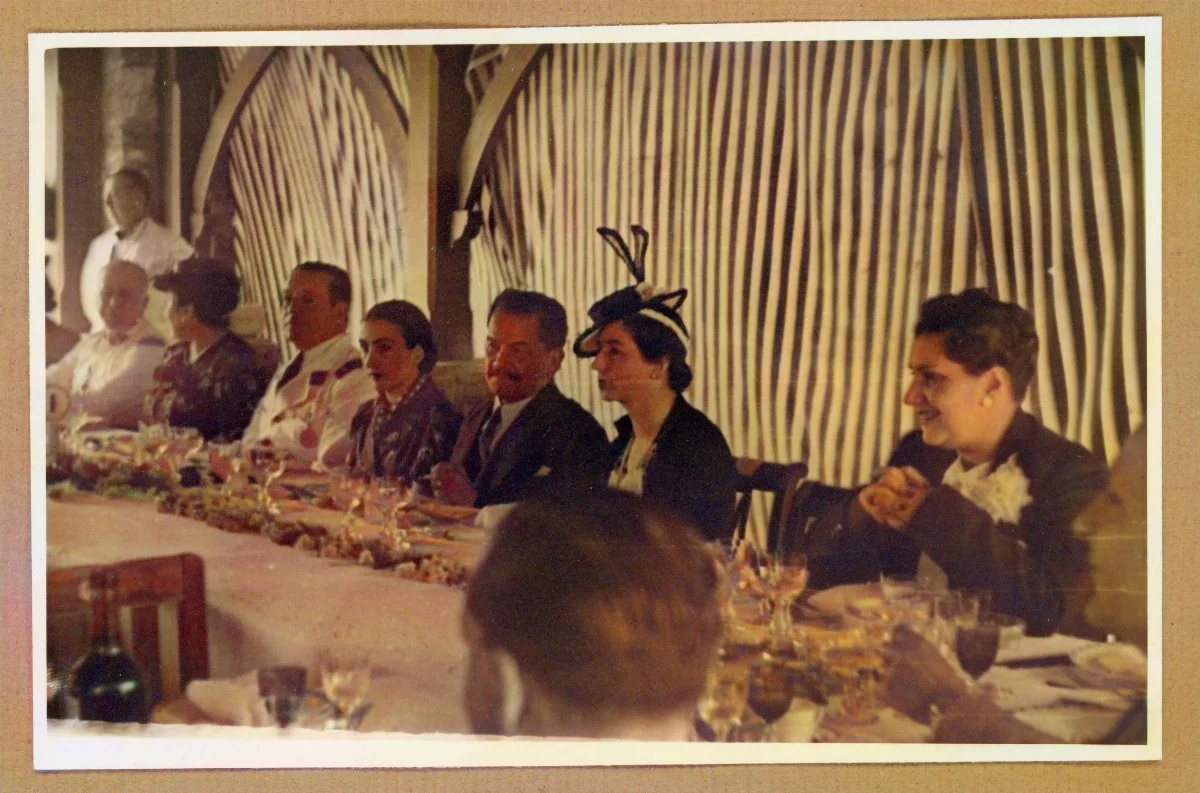 Banquete oficial durante la conmemoración del Día de la Raza — 1939 | Chile de Ayer