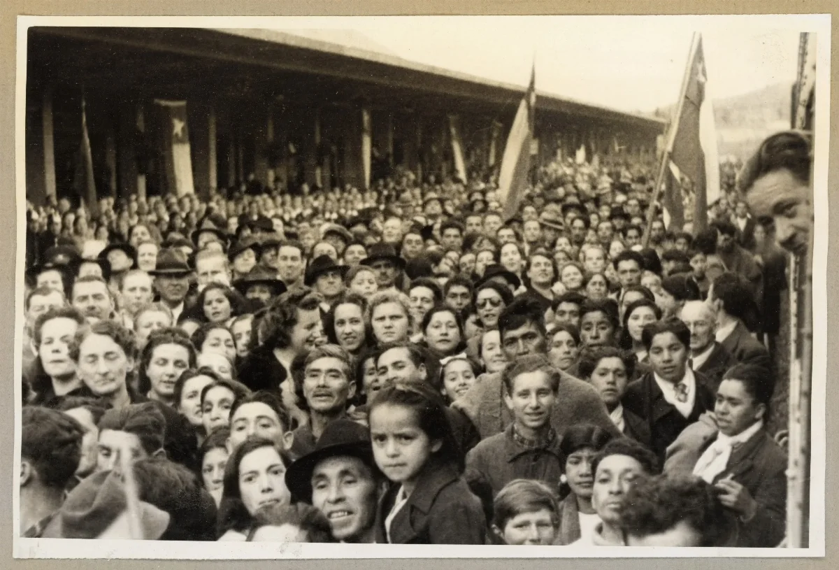 Acto masivo en Puerto Varas con asistencia presidencial, 1939 — Puerto Varas — 1939 | Chile de Ayer