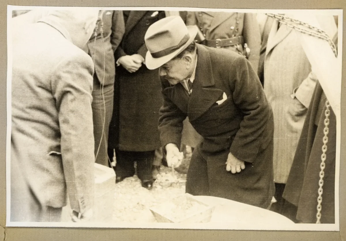 Presidente Pedro Aguirre Cerda en acto ceremonial de inauguración — aprox. 1939 | Chile de Ayer