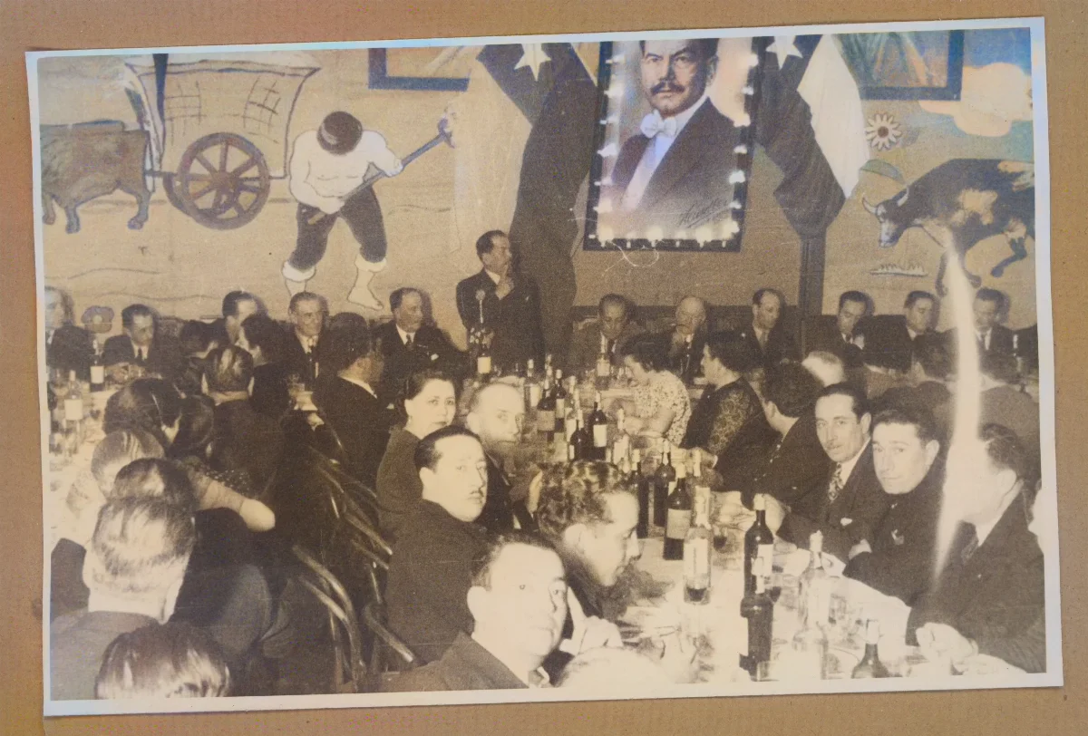 Banquete oficial con autoridades civiles y militares — aprox. 1938 | Chile de Ayer