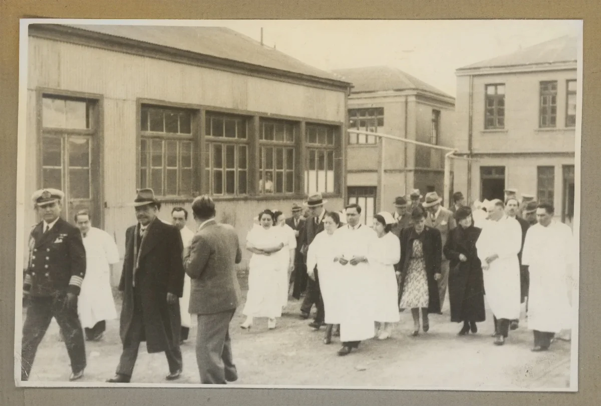 Autoridades y dignatarios en acto protocolar presidencial — aprox. 1939 | Chile de Ayer