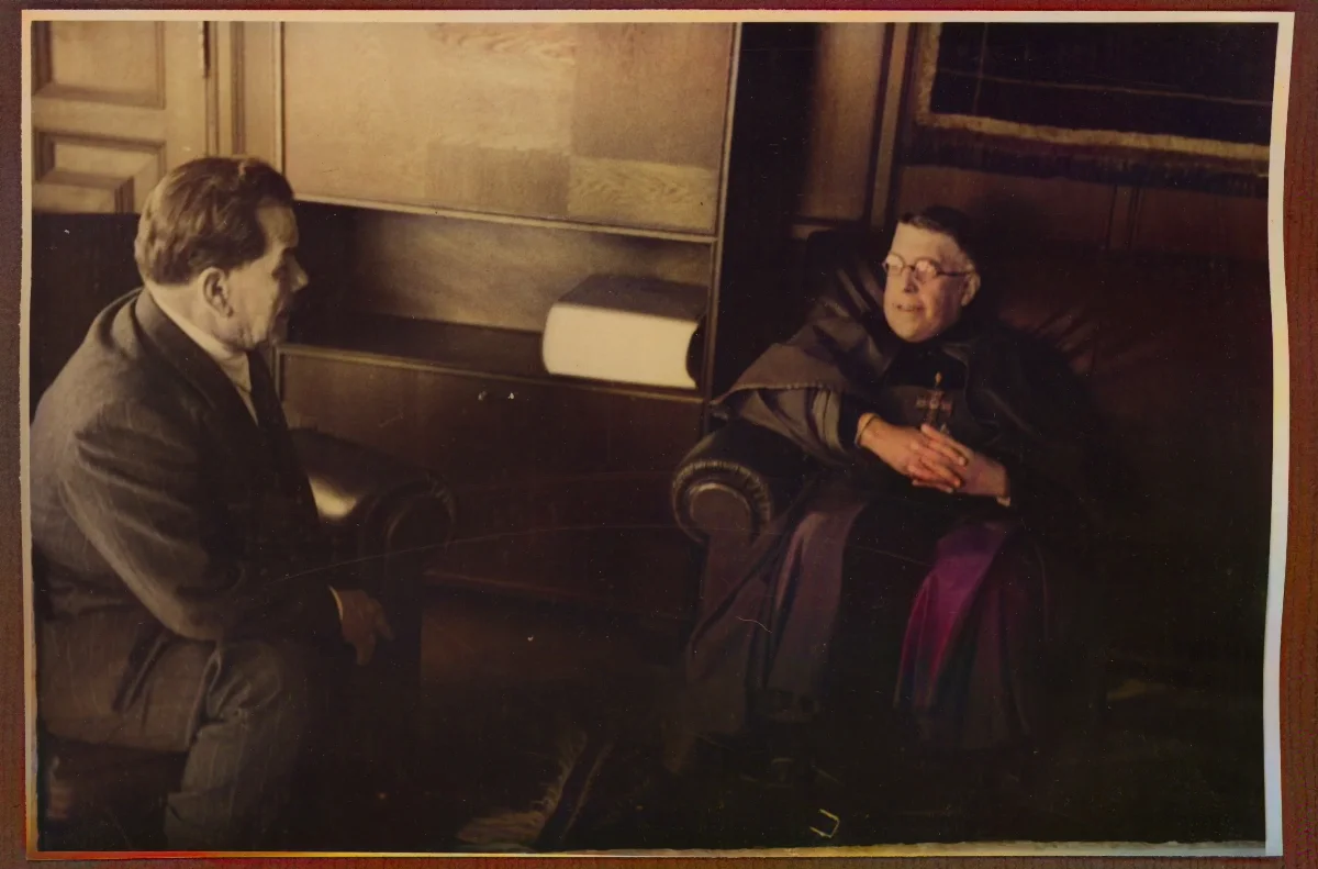 Conversación en viaje oficial dentro de automóvil presidencial — Viña del Mar — 1940 | Chile de Ayer