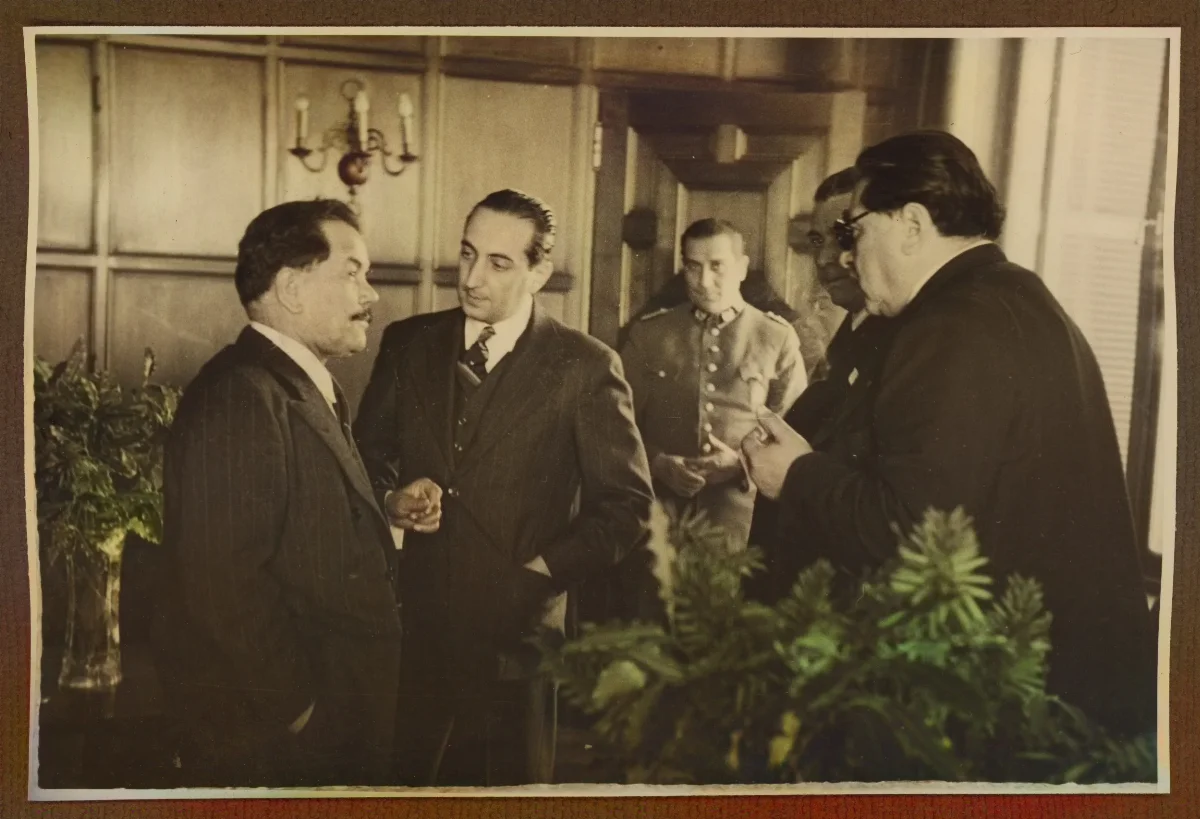 Recepción oficial con delegación de autoridades civiles y militares en Viña del Mar — Viña del Mar — 1940 | Chile de Ayer