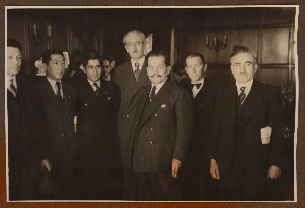 Grupo de autoridades civiles en acto oficial, Viña del Mar — Viña del Mar — 1940 | Chile de Ayer