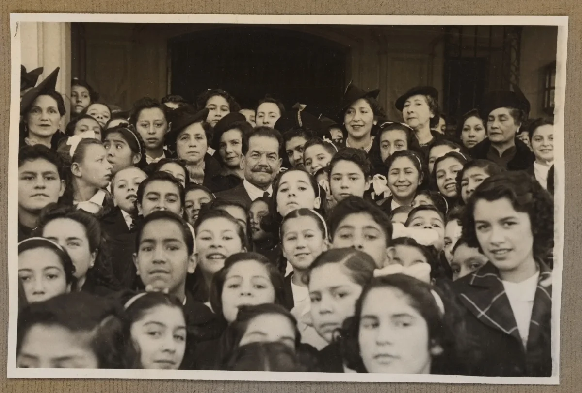 Asistentes a acto público en Viña del Mar — Viña del Mar — 1940 | Chile de Ayer