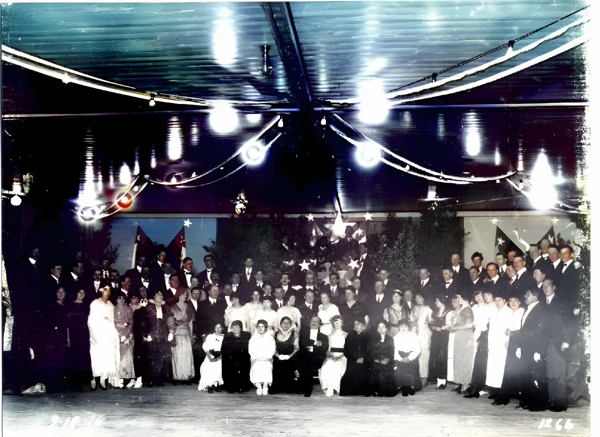 Fiesta de empleados de Sewell, 1916 — 1916 | Chile de Ayer