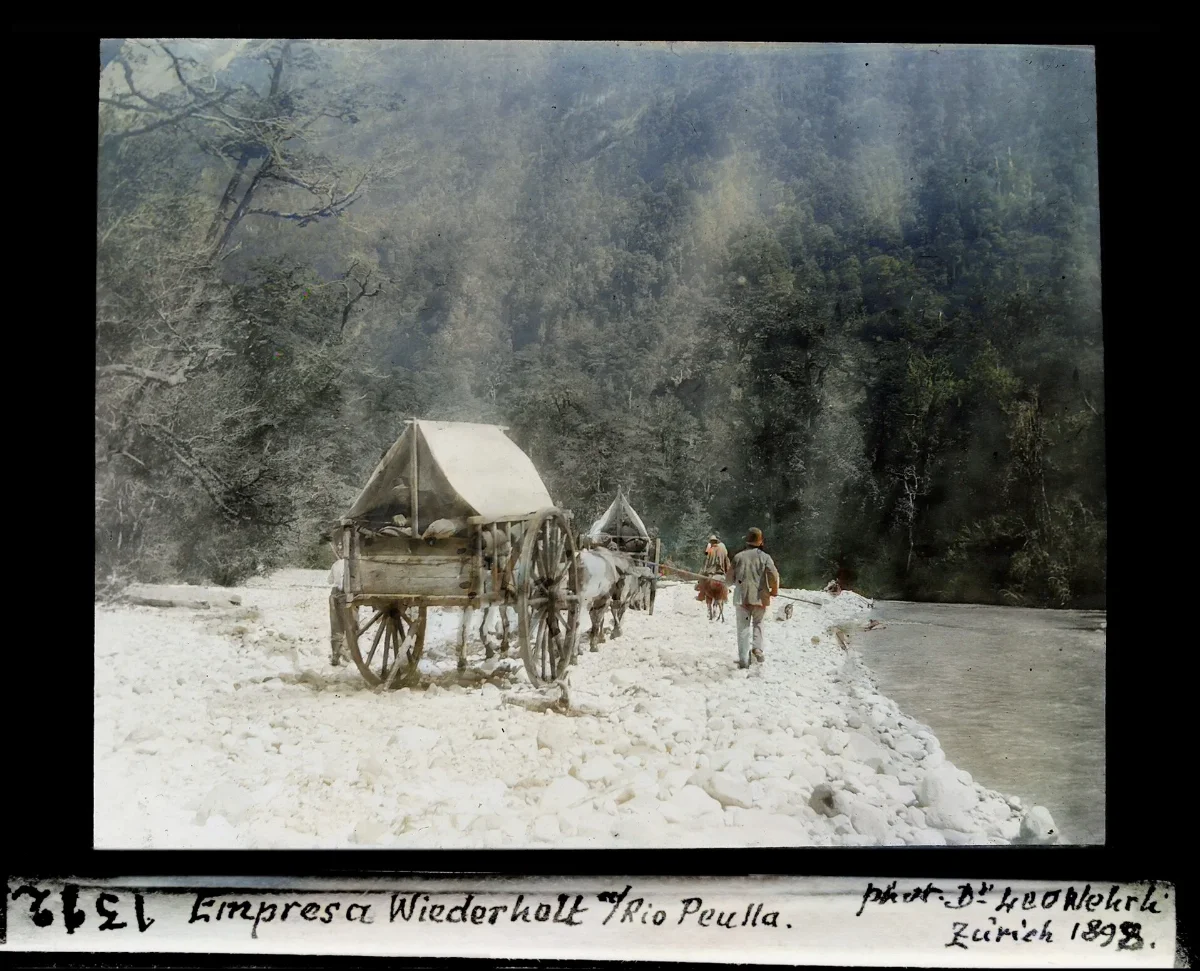 Empresa Wiederholt, am Rio Peulla — Puerto Montt — 1898 | Chile de Ayer