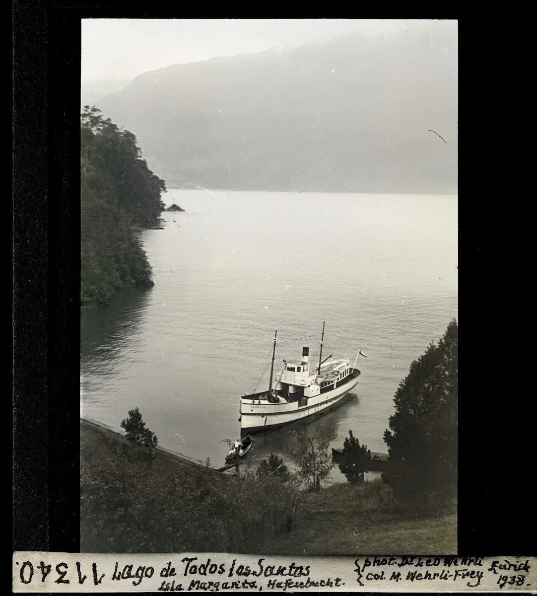 Lago de Todos los Santos Isla Margerita, Hafenbucht — 1938 | Chile de Ayer