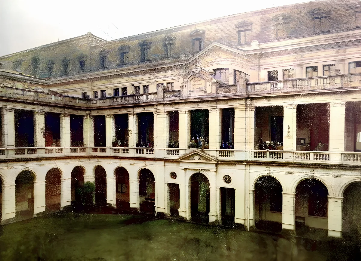 Casa Central Universidad Católica en 1917 — 1917 | Chile de Ayer