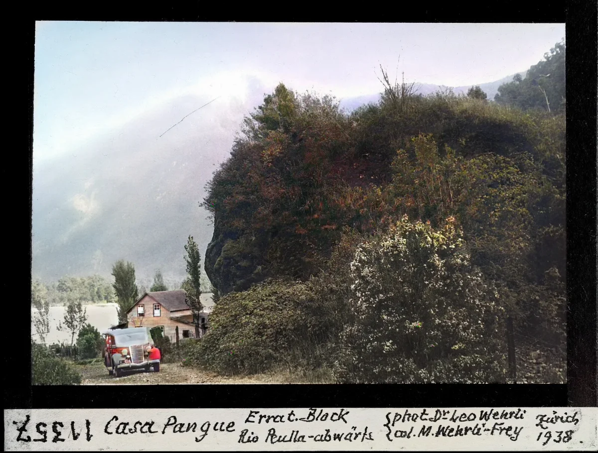 Diapositiva coloreada de Casa Pangue bajando hacia Peulla, 1938 — aprox. 1938–1940 | Chile de Ayer