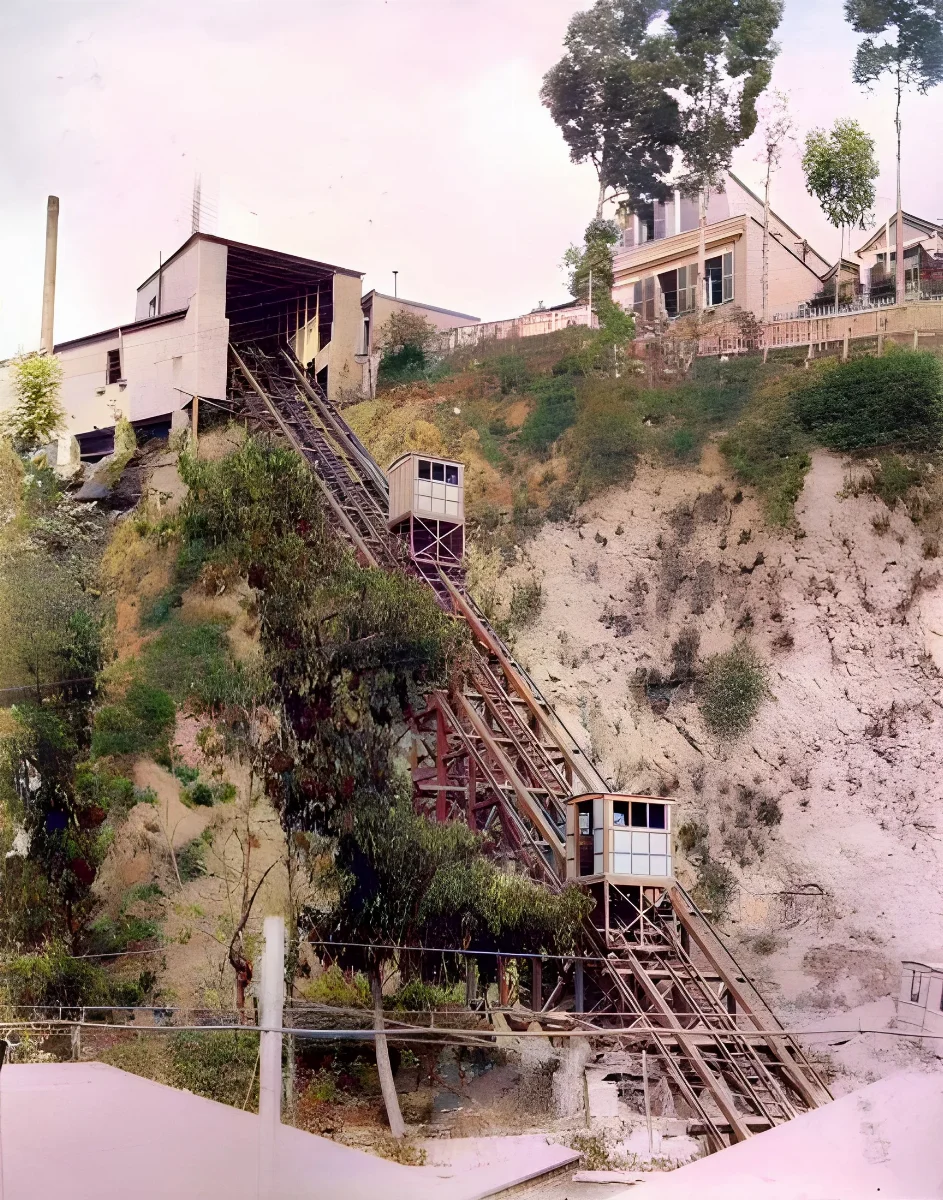 Ascensor Concepción de Valparaíso, 1888 — 1888 | Chile de Ayer