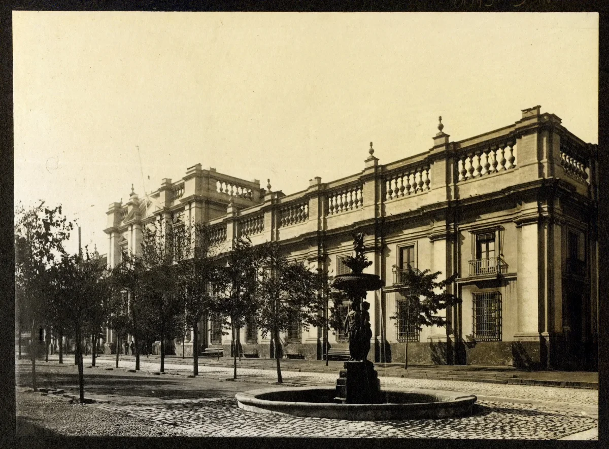 La Moneda -foto 1906 — Santiago — 1906 | Chile de Ayer