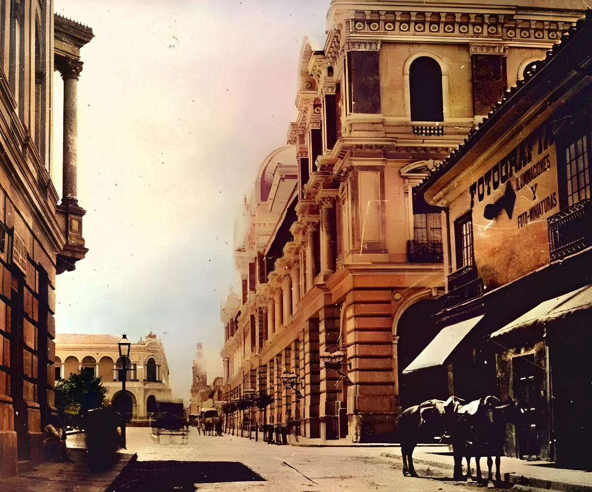 Plaza de Armas de Santiago en 1875 — 1875 | Chile de Ayer