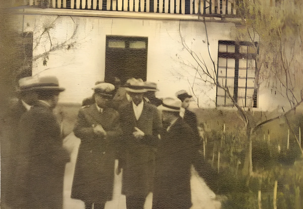 Golpe de Estado del 4 de junio de 1932: Eugenio Matte y Carlos Dávila en Lo Ovalle — aprox. 1932 | Chile de Ayer