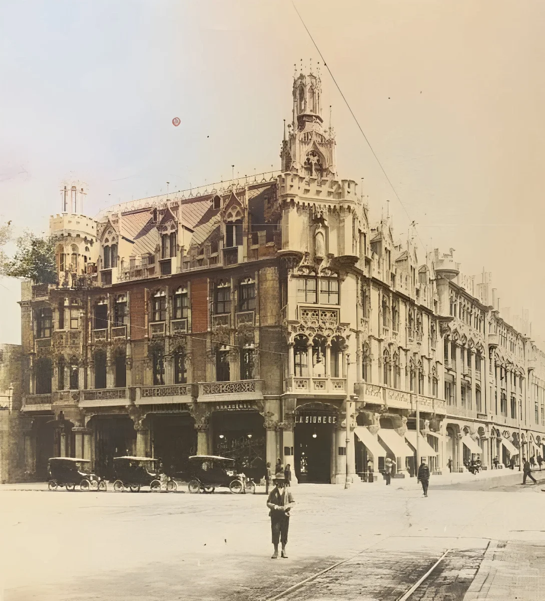 El desaparecido Palacio Undurraga en los años 20’s — 1920 | Chile de Ayer