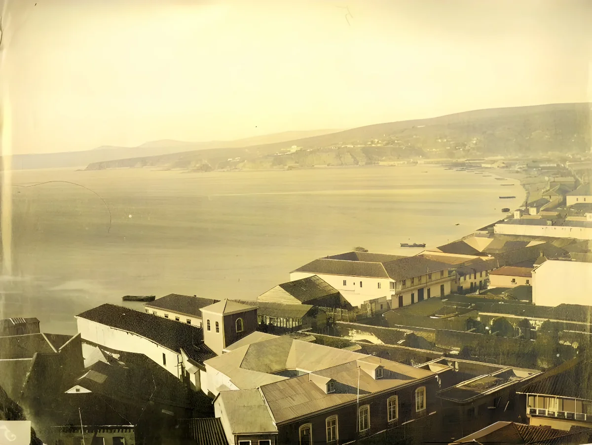 La ciudad de Valparaíso en el año 1864 — 1864 | Chile de Ayer