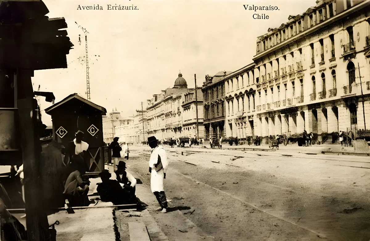 Avenida Errázuriz de Valparaíso, en 1921 — 1921 | Chile de Ayer