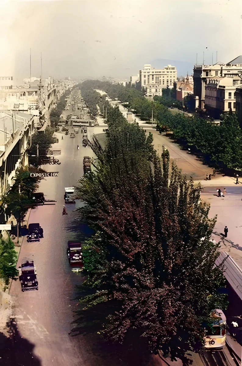 Alameda de Santiago en los años ’20s. — Iglesia San Francisco — 1920 | Chile de Ayer
