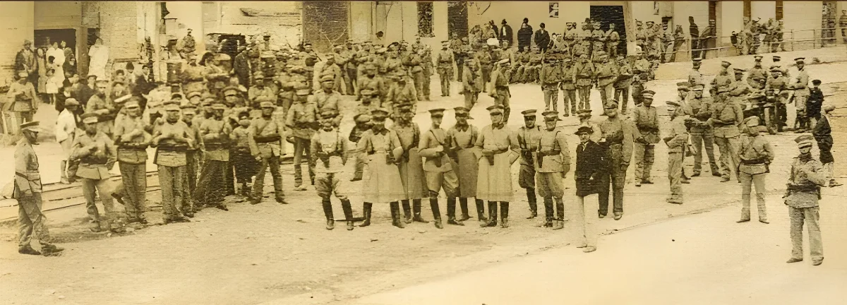 Golpe de Estado del 4 de junio de 1932: infantería en Base Aérea El Bosque — aprox. 1931 | Chile de Ayer