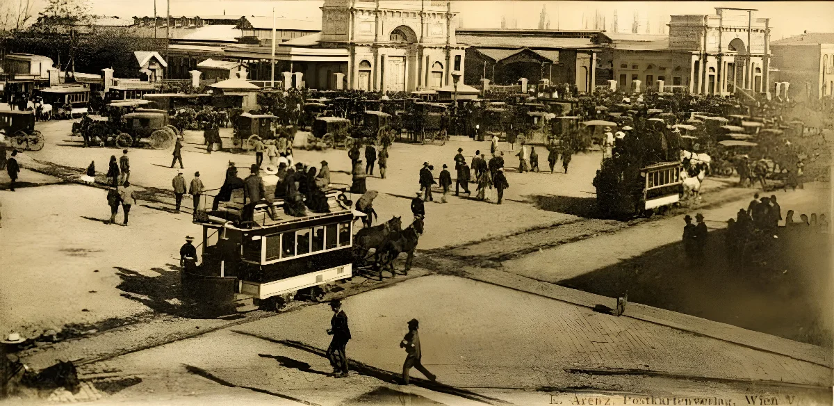 Antiguo diseño de Estación Central, y el tráfico en la Alameda, circa 1885. — 1855 | Chile de Ayer