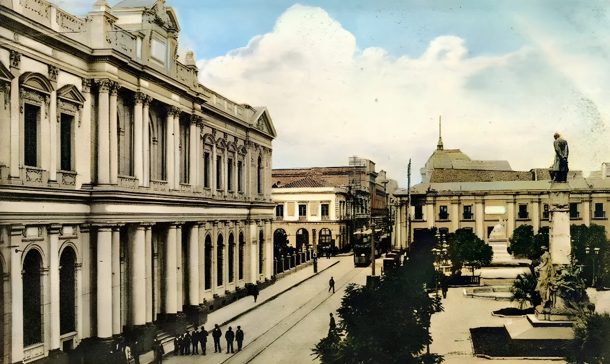 Congreso y Plaza de los Tribunales en 1910. — 1910 | Chile de Ayer