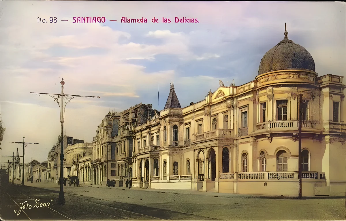 Alameda de las Delicias a principios de Siglo XX. — 1900 | Chile de Ayer