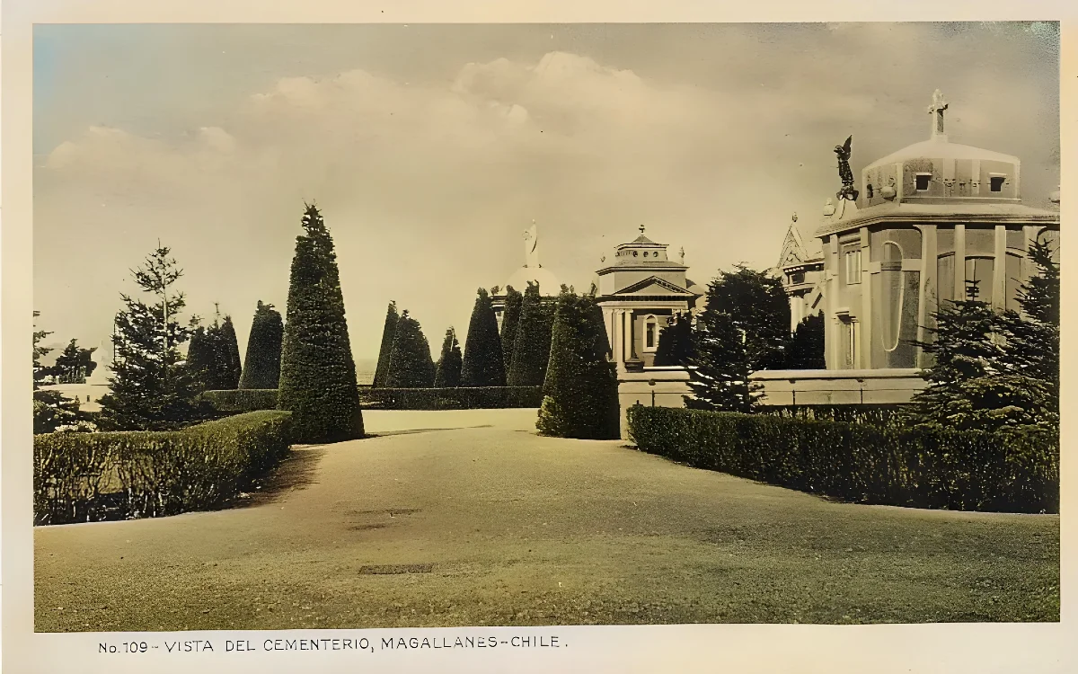 Cementerio Municipal de Punta Arenas, años 20 — Cementerio Municipal Sara Braun — 1920 | Chile de Ayer