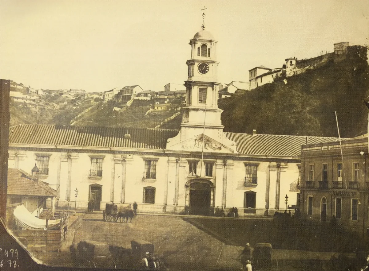 Palacio de la Intendencia en Valparaíso año 1864 — Plaza Sotomayor — 1864 | Chile de Ayer
