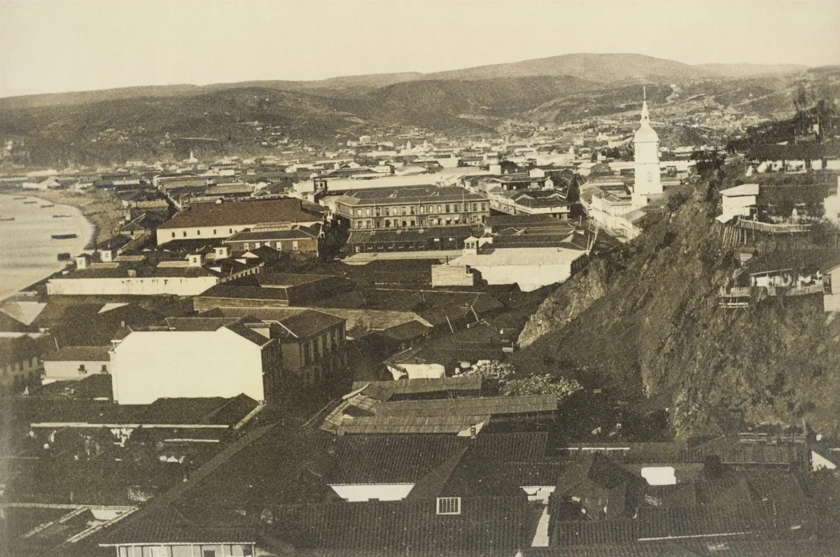 Vista barrio El Almendral en Valparaíso año 1864 — Barrio El Almendral — 1864 | Chile de Ayer