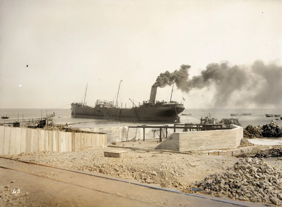Tanker SS "Coalinga" en Tocopilla en 1915 — Central Termoeléctrica de Tocopilla — 1915 | Chile de Ayer