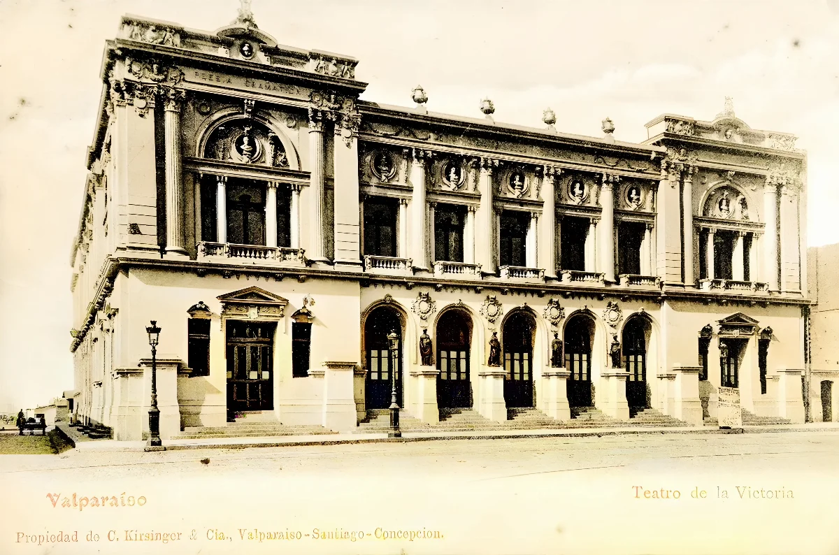 Teatro Victoria de Valparaíso circa. 1900 — 1900 | Chile de Ayer