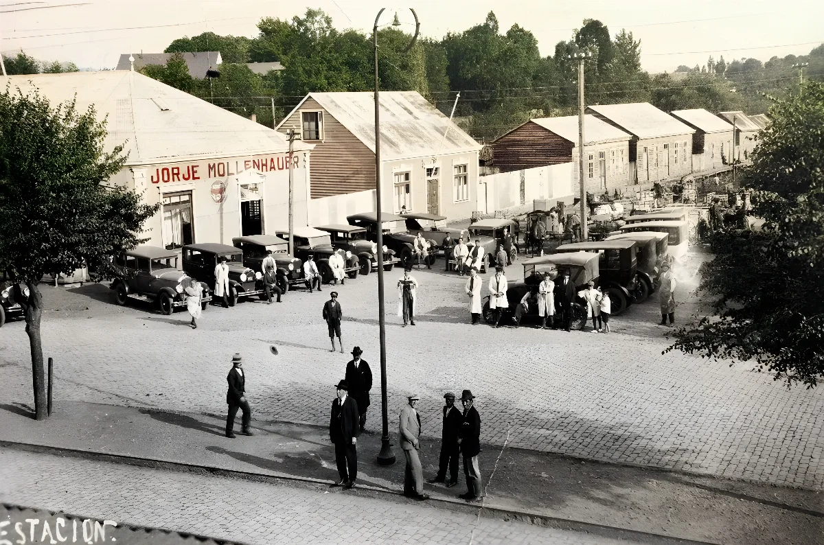 Estación de Valdivia en 1930 — Estación de Valdivia — 1921 | Chile de Ayer