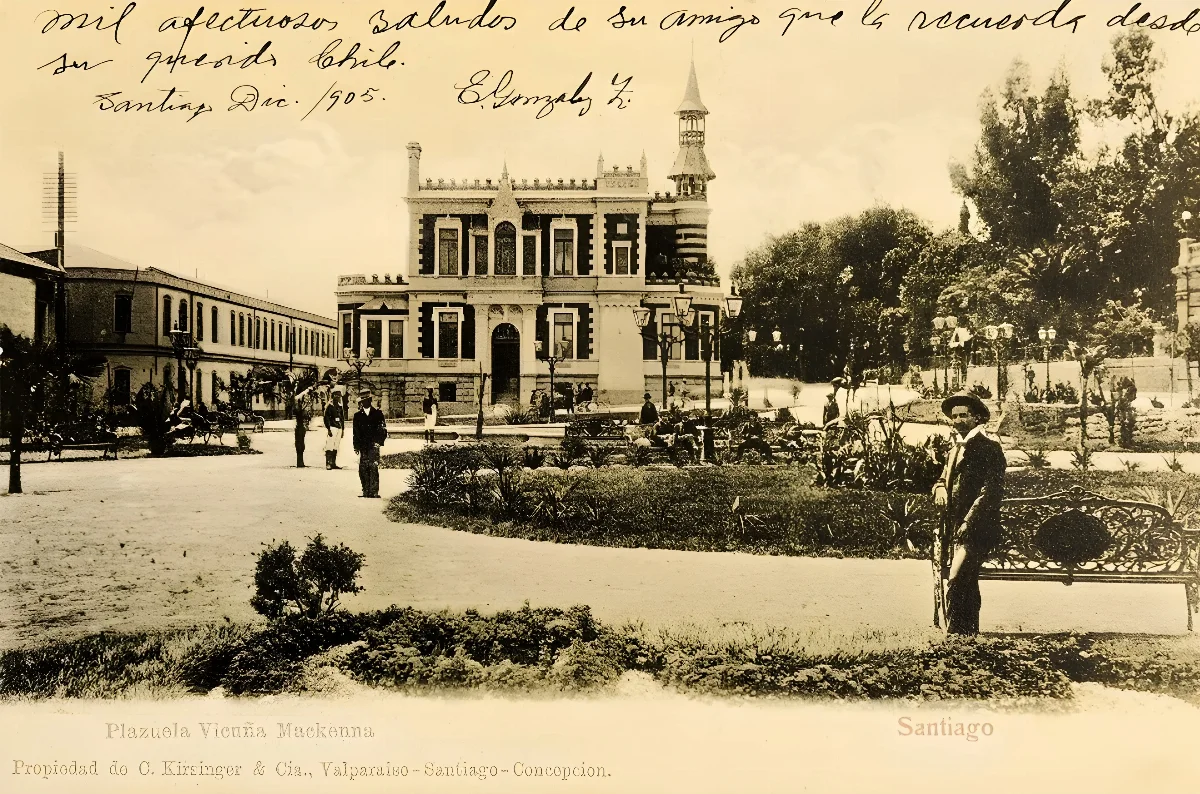 Plazuela Vicuña Mackenna en 1905 — Cerro Santa Lucía — 1905 | Chile de Ayer