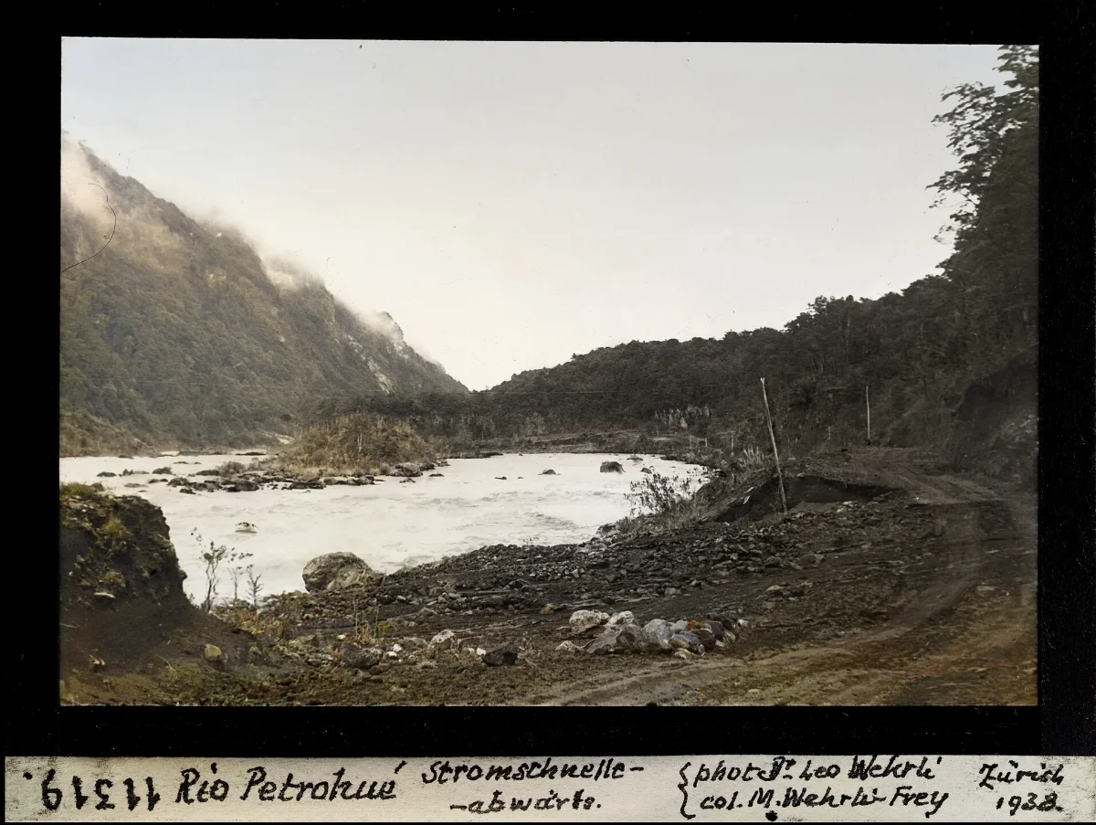 Rio Petrohué , Stromschnelle abwärts — 1938 | Chile de Ayer