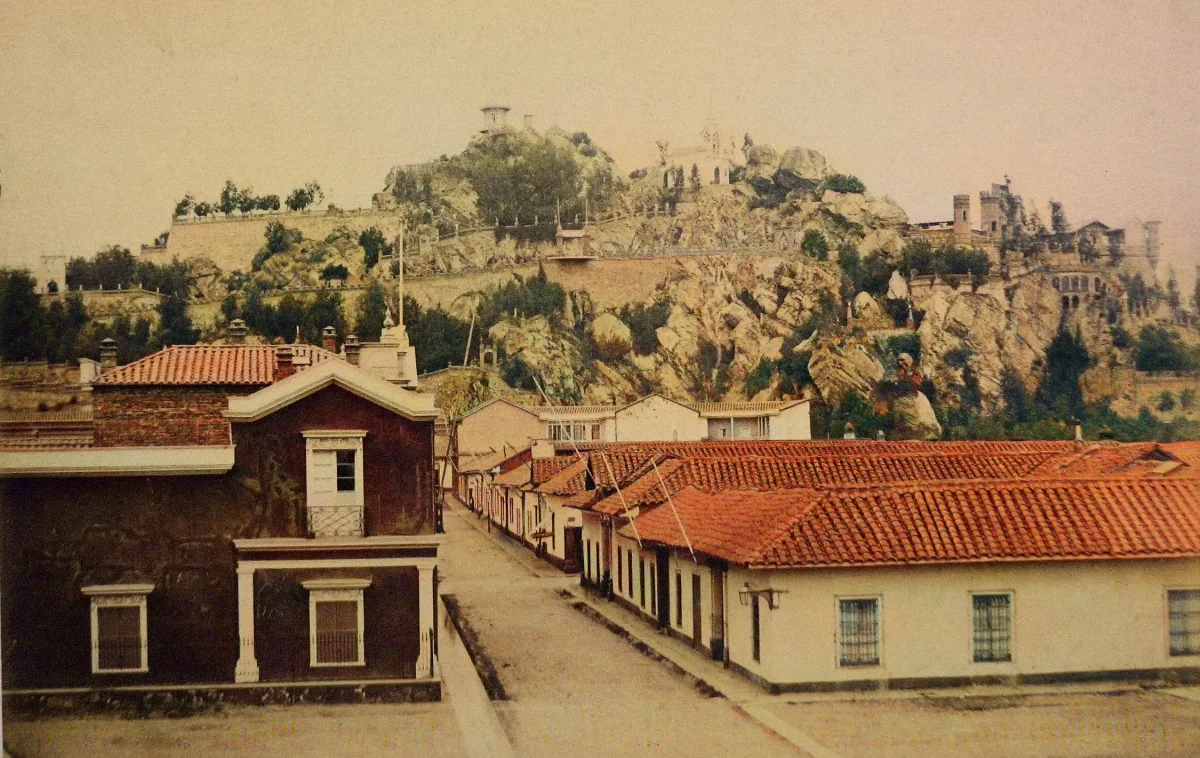 Cerro Santa Lucía en 1880 — Teatro Municipal — 1880 | Chile de Ayer