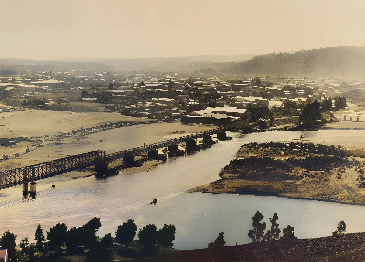 Temuco en 1916 — Puente ferroviario sobre el río Cautín — 1916 | Chile de Ayer