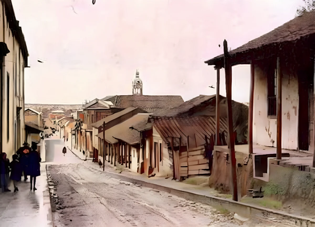 Vista a la ciudad en 1920 — Calle Antonio Varas — 1920 | Chile de Ayer